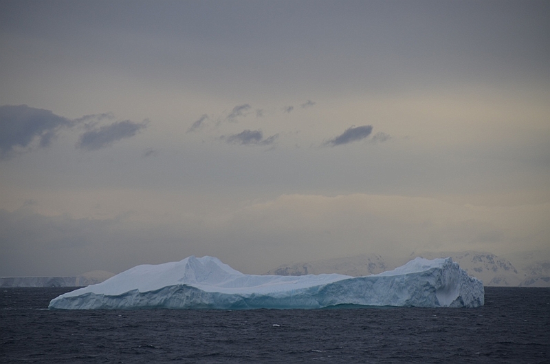 030_Antarctica_Peninsula_Gerlache_Strait.JPG