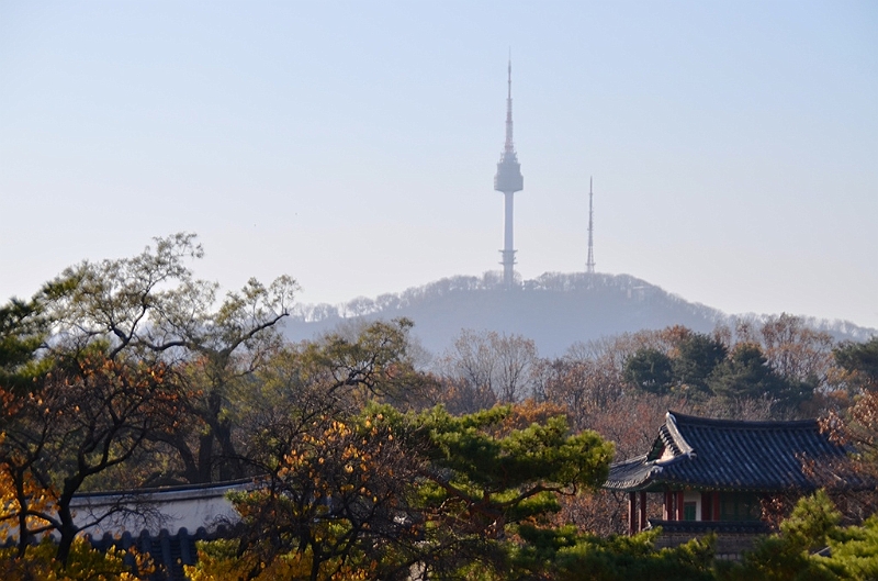 043_South_Korea_Seoul_Changdeokgung.JPG