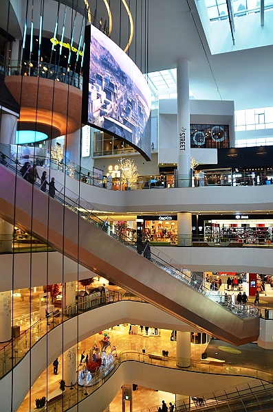 112_South_Korea_Seoul_Mall.JPG