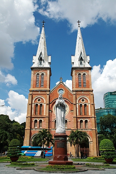 025_Vietnam_Ho_Chi_Minh_City_Cathedral.JPG