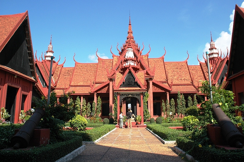 123_Cambodia_Phnom_Penh_National_Museum.JPG