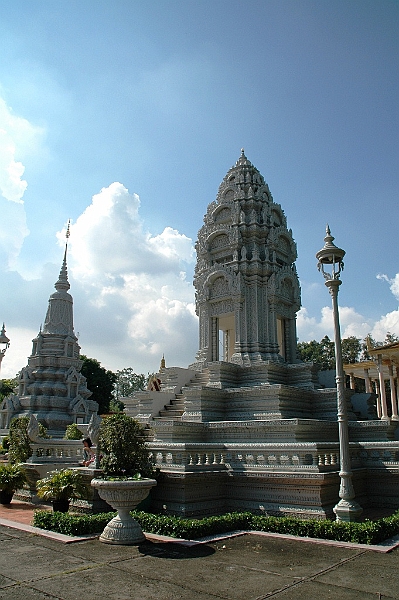 133_Cambodia_Phnom_Penh_Silver_Pagoda.JPG
