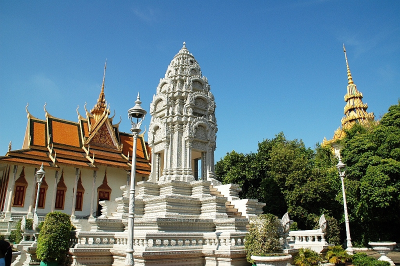 134_Cambodia_Phnom_Penh_Silver_Pagoda.JPG