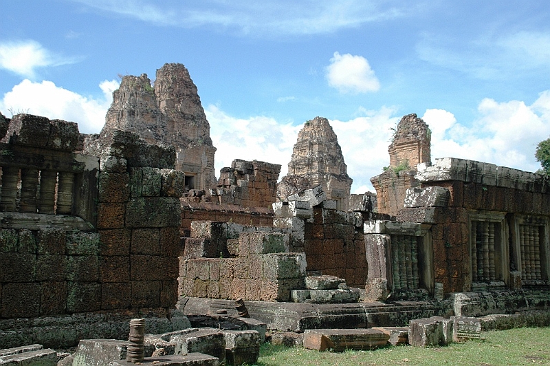 380_Cambodia_Angkor_East_Mebon.JPG