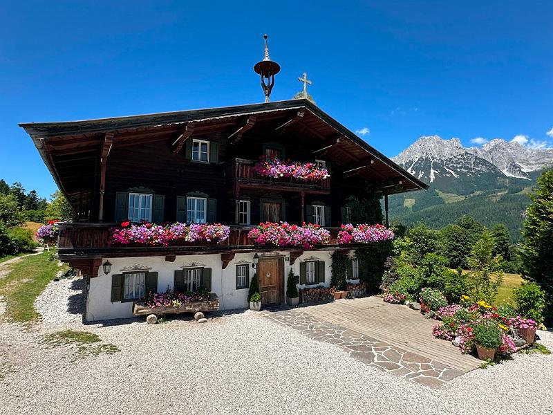 027_Austria_Wilder_Kaiser_Bergdoktor_Praxis.JPG