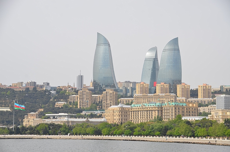 058_Azerbaijan_Baku_Flame_Towers.JPG