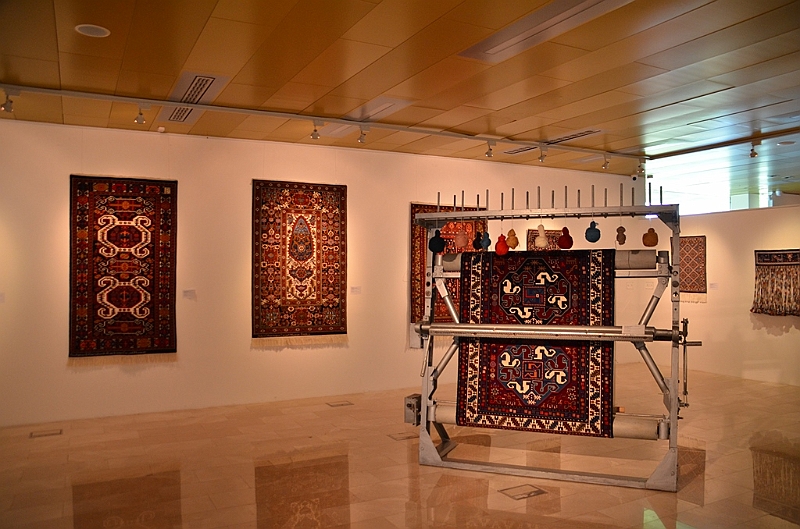 180_Azerbaijan_Baku_Carpet_Museum.JPG