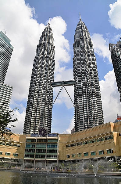 414_Kuala_Lumpur_Petronas_Towers.JPG