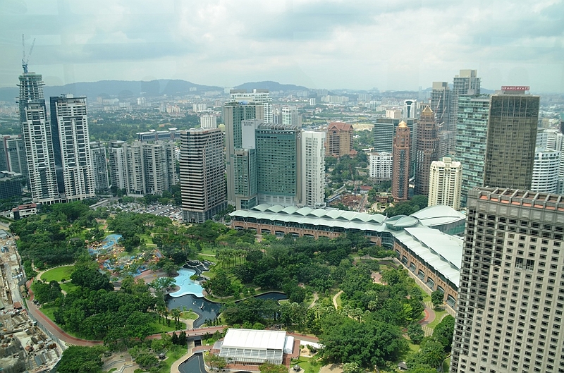 422_Kuala_Lumpur_Petronas_Towers_View.JPG