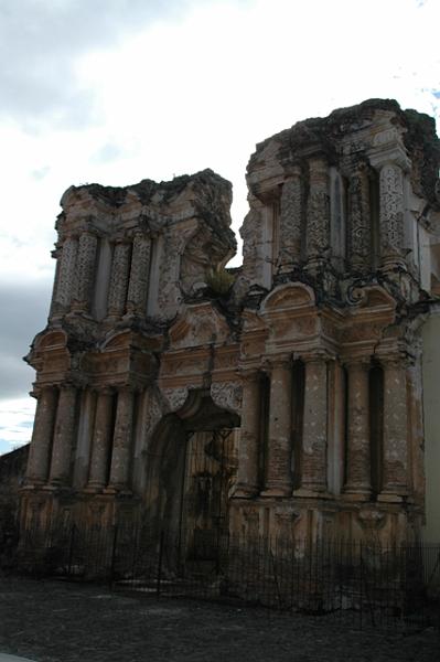 205_Guatemala_Antigua_Ruinas_El_Carmen.JPG