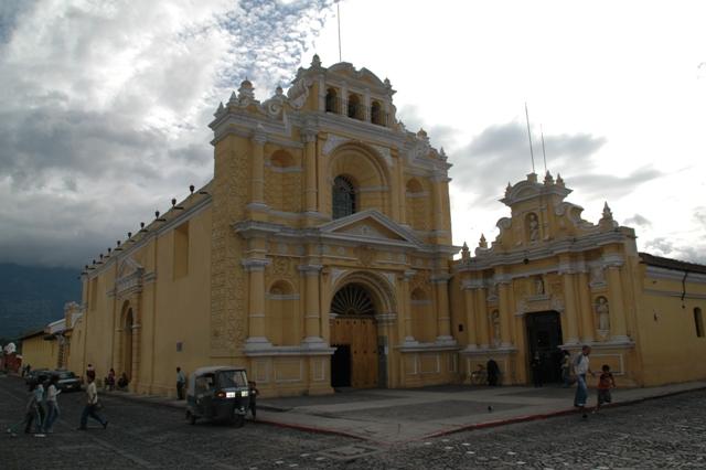 207_Guatemala_Antigua_Iglesia_San_Pedro.JPG