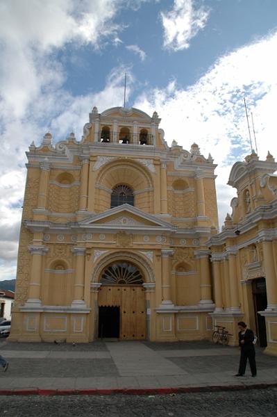 208_Guatemala_Antigua_Iglesia_San_Pedro.JPG
