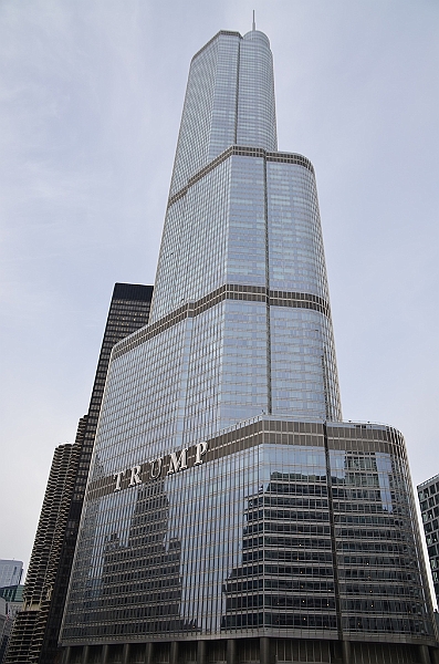 169_USA_Chicago_Trump_Tower.JPG