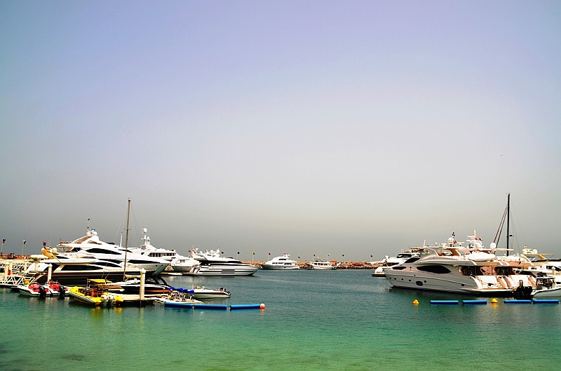 093_Dubai_Jumeirah_Beach_Hotel_Marina.JPG