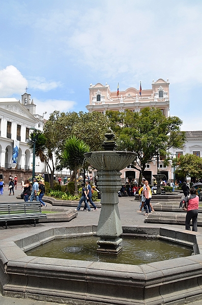 030_Ecuador_Quito_Plaza_Grande.JPG