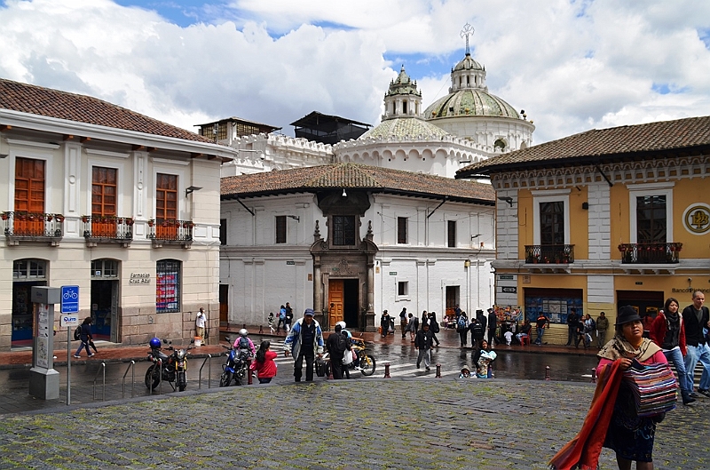 047_Ecuador_Quito_Plaza_San_Francisco.JPG