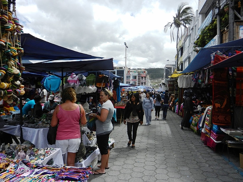 095_Ecuador_Otavalo_Market.JPG