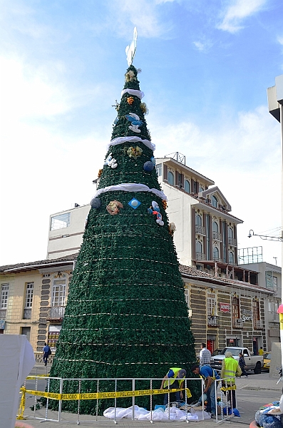 569_Ecuador_Loja_Plaza_of_Santo_Domingo.JPG