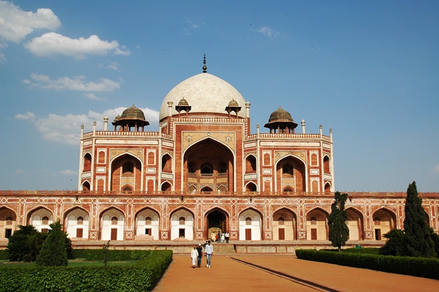 041_India_New_Delhi_Humayuns_Tomb.JPG