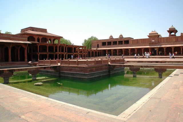 198_India_Fatehpur_Sikri.JPG