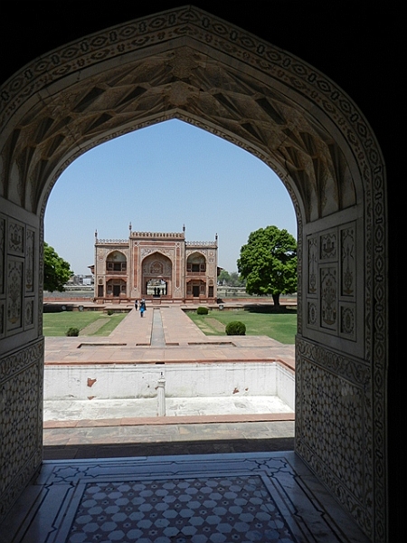 276_India_Baby_Taj.JPG - 
