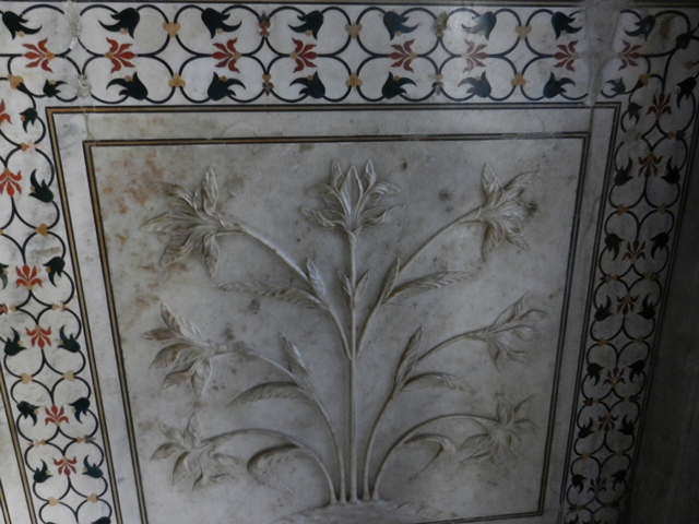 304_India_Taj_Mahal.JPG - 