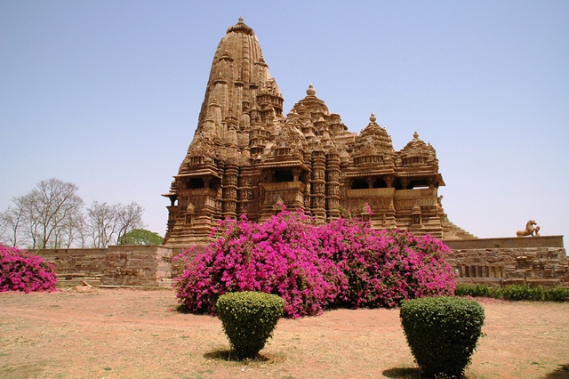444_India_Khajuraho_Western_Temples.JPG
