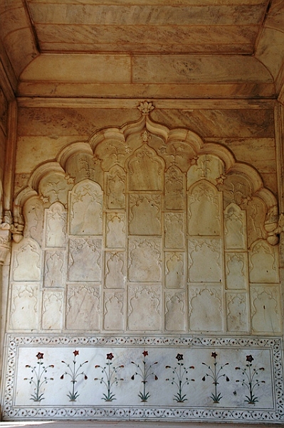 587_India_New_Delhi_Red_Fort.JPG
