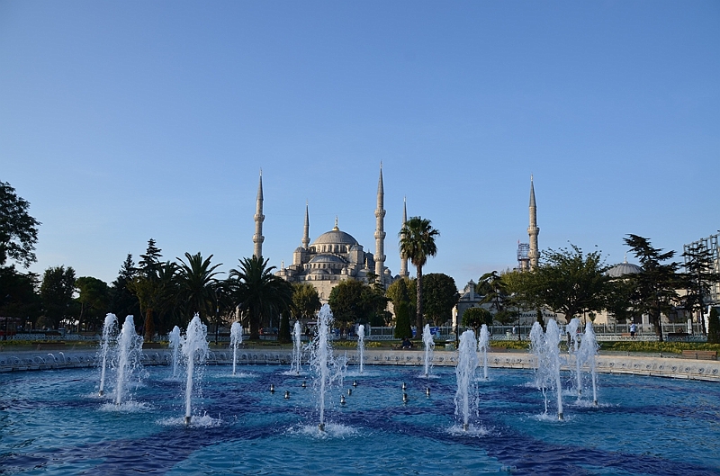 008_Istanbul_Blue_Mosque.JPG