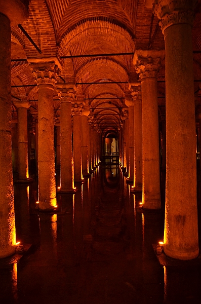 037_Istanbull_Basilica_Cistern.JPG