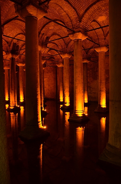 039_Istanbull_Basilica_Cistern.JPG
