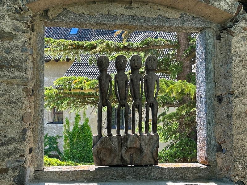 075_Italien_Suedtirol_Vinschgau_MMM_Juval.JPG