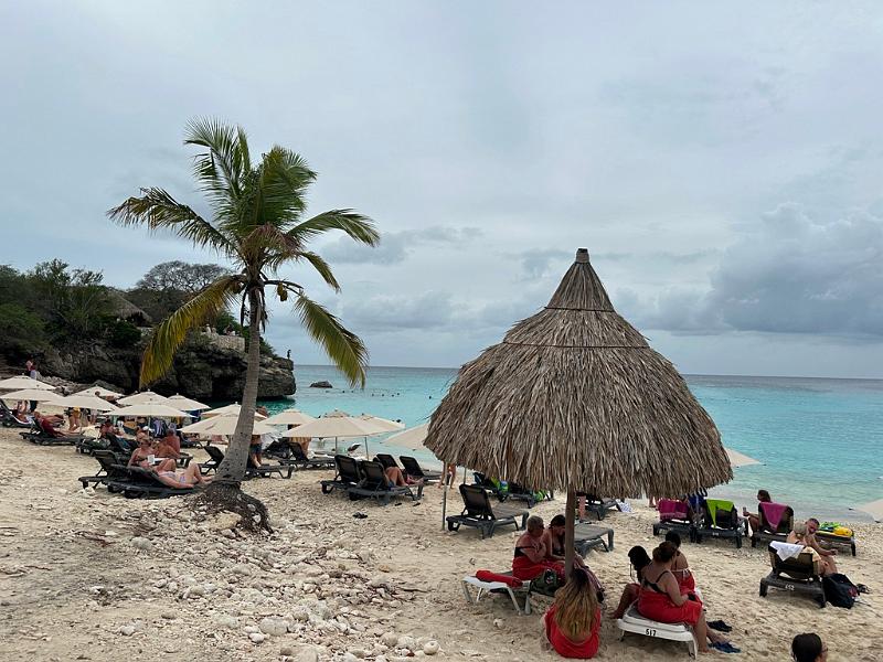 131_Curacao_Playa_Kenepa_Grandi.JPG