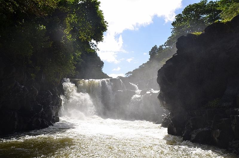 023_Mauritius_East_Grand_River_South_East_Waterfall.JPG