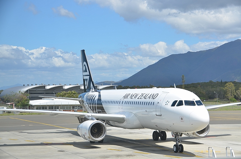 001_New_Zealand_Air.JPG