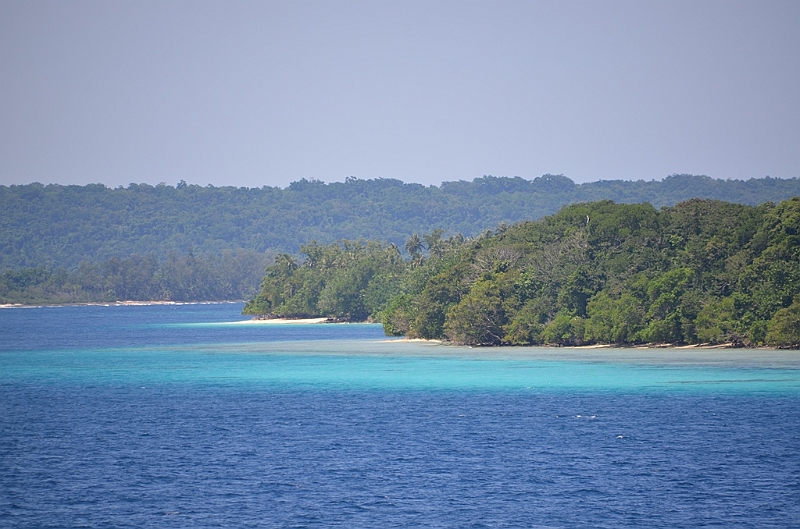 108_Vanuatu_Paradise_Lagoon.JPG