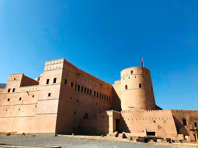 374_Oman_Rustaq_Fort.JPG