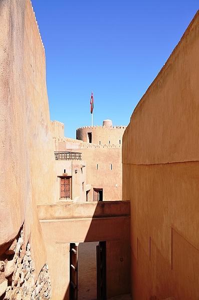 380_Oman_Rustaq_Fort.JPG