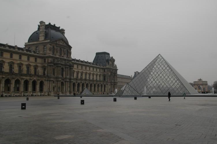 02_Paris_Louvre.JPG