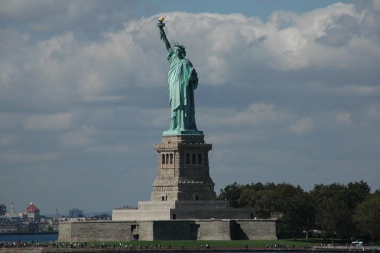 197_NewYork_States_Island_Ferry_Statue_of_Liberty.JPG