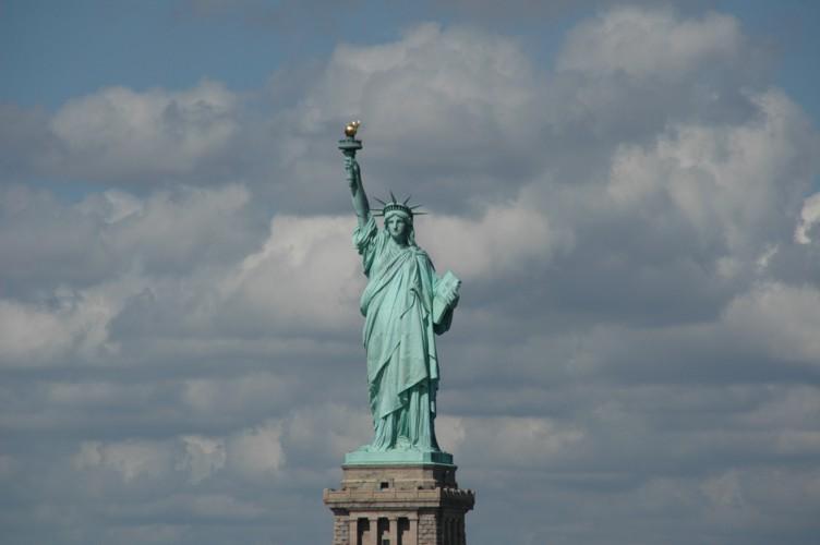 200_NewYork_States_Island_Ferry_Statue_of_Liberty.JPG