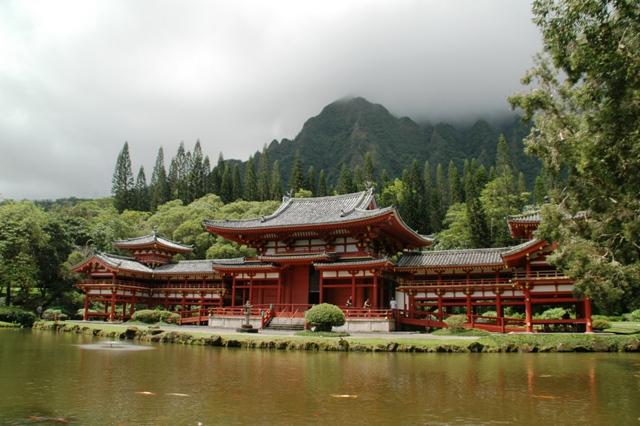 121_USA_Hawaii_Oahu_Valley_of_the_Temples_Byodo_In.JPG