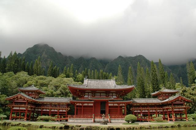 122_USA_Hawaii_Oahu_Valley_of_the_Temples_Byodo_In.JPG