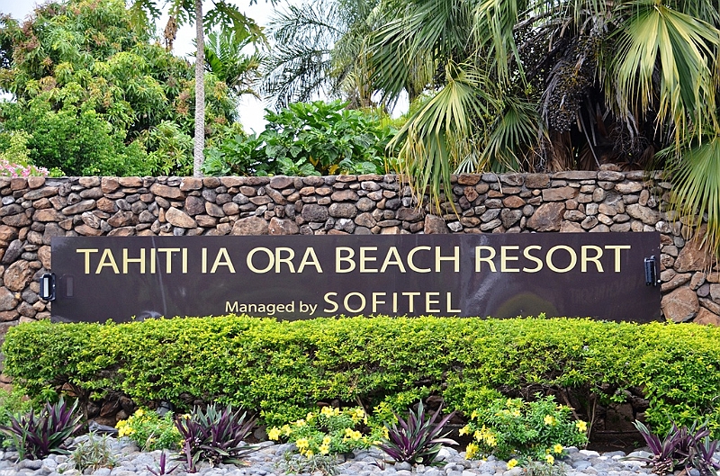 001_Tahiti_Tahiti_Ia_Ora_Beach_Resort.JPG