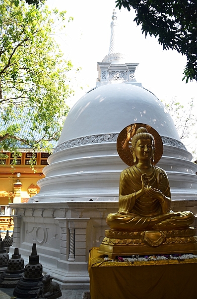 024_Sri_Lanka_Colombo_Gangaramaya_Temple.JPG